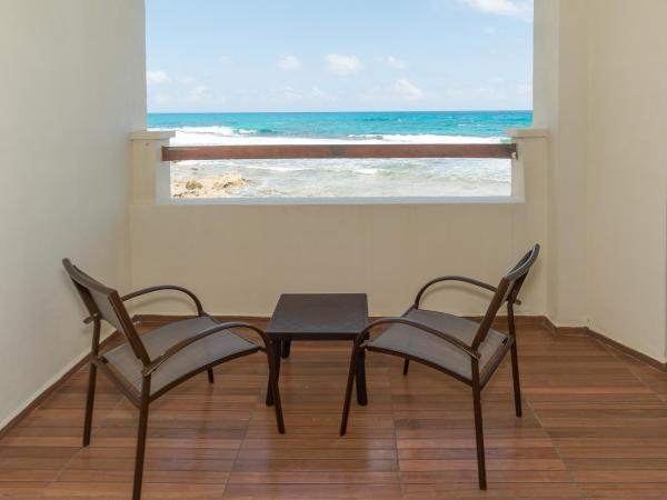 Mia Reef Isla Mujeres Cancun All Inclusive Resort : photo 3 de la chambre villa deluxe côté océan - 2 enfants maximum