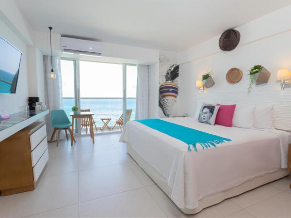 Mia Reef Isla Mujeres Cancun All Inclusive Resort : photo 4 de la chambre chambre deluxe - vue sur océan