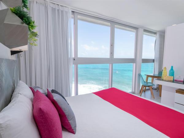 Mia Reef Isla Mujeres Cancun All Inclusive Resort : photo 4 de la chambre chambre supérieure au bord de l'océan