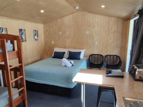 Queenstown Top 10 Holiday Park : photo 1 de la chambre studio standard