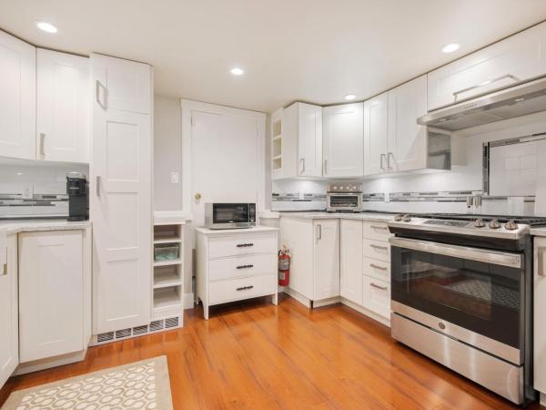 The Ivy on Parker Guest House : photo 3 de la chambre appartement - vue sur jardin