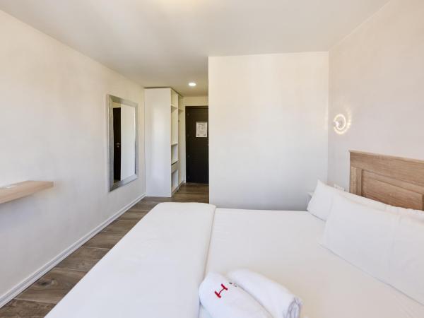 Amor de Helene : photo 3 de la chambre chambre double deluxe avec balcon