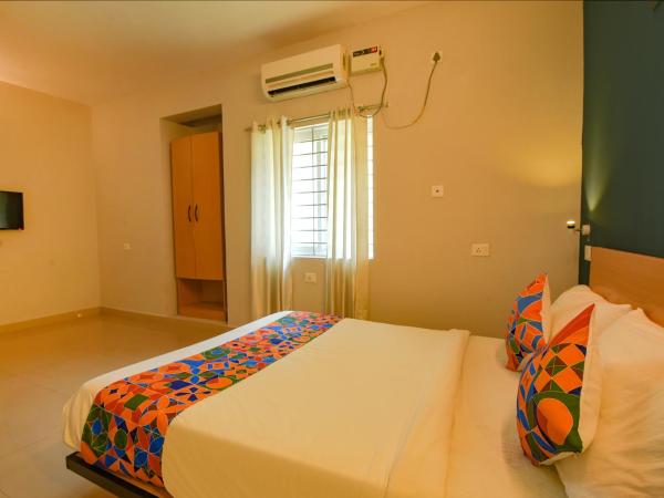 FabHotel Sasti Inn : photo 4 de la chambre chambre deluxe