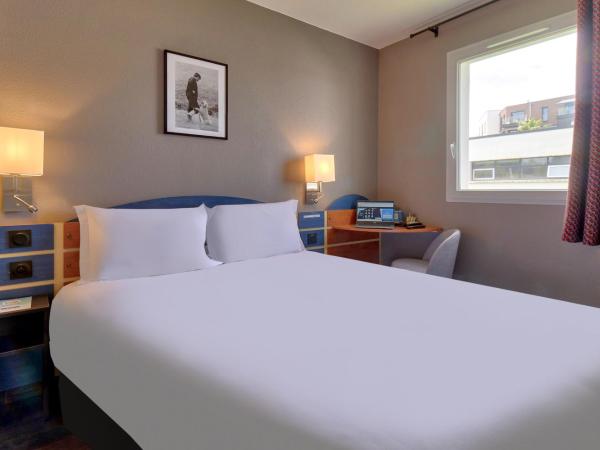 Kyriad Anglet - Biarritz : photo 1 de la chambre chambre double