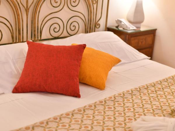 Grand Hotel Terme di Augusto : photo 1 de la chambre chambre familiale