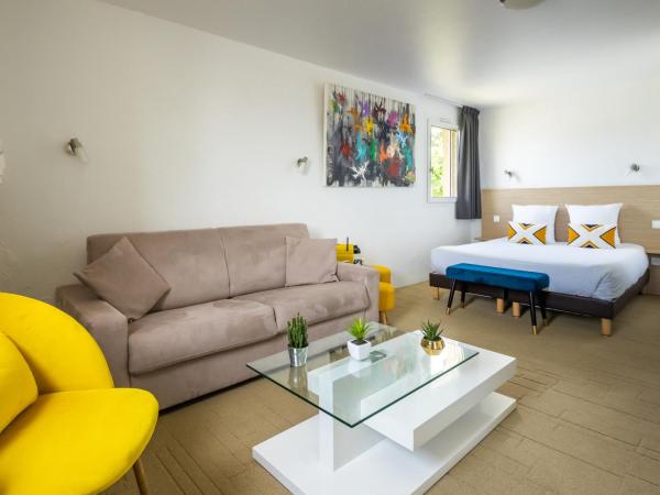 Hôtel Restaurant Le Clos Fleuri : photo 3 de la chambre chambre double privilège