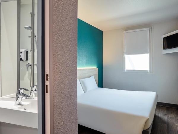 hotelF1 Metz Actipole : photo 1 de la chambre chambre cabrio avec salle de bains privative (2 adultes)