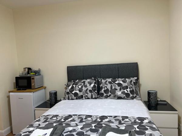 North West Lodge Guest House : photo 1 de la chambre chambre double avec salle de bains privative