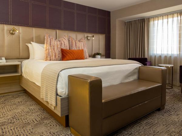 SAHARA Las Vegas : photo 6 de la chambre hébergement lit king-size style marra
