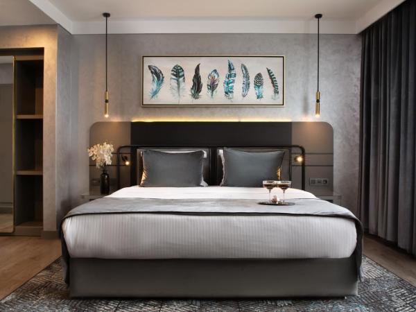 The Wings Hotels Neva Palas : photo 2 de la chambre suite