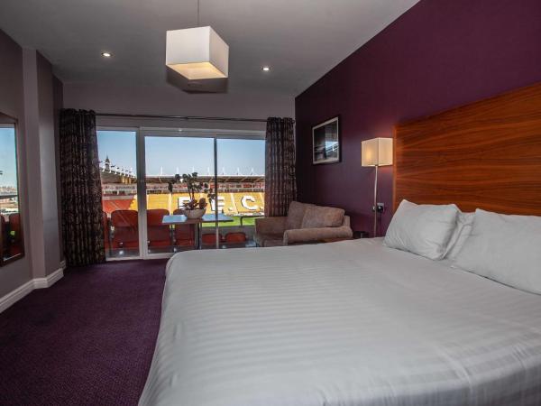 Blackpool Football Club Stadium Hotel, a member of Radisson Individuals : photo 2 de la chambre superior room with pitch view
