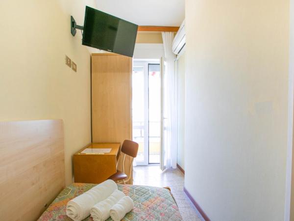 Hotel Ischia : photo 2 de la chambre chambre simple