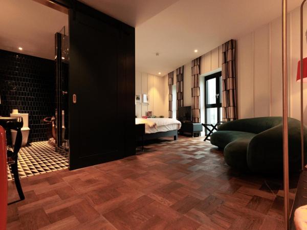 The Dean Cork : photo 3 de la chambre suite junior