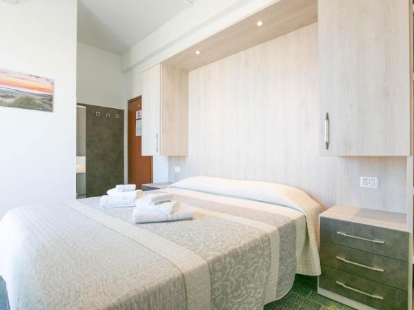 Hotel Mara : photo 4 de la chambre chambre double deluxe avec balcon