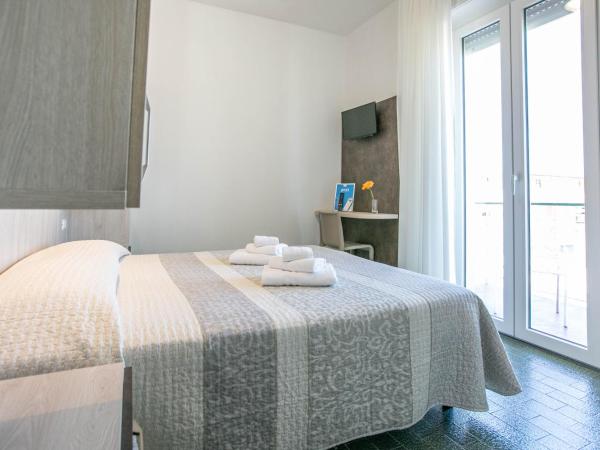 Hotel Mara : photo 5 de la chambre chambre double deluxe avec balcon