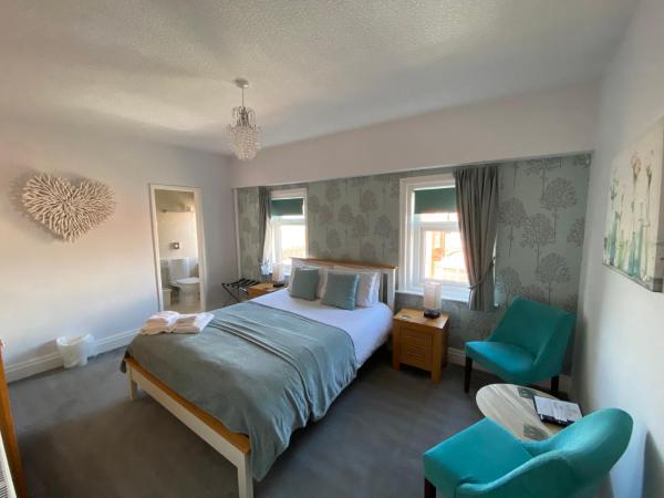 The Fossil Tree Hotel : photo 1 de la chambre superior king with side sea view