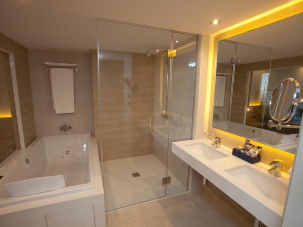 M.A. Hotel Sevilla Congresos : photo 10 de la chambre suite junior