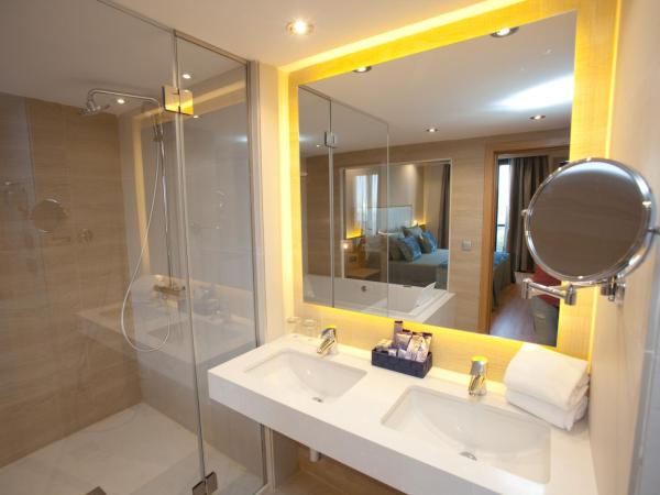 M.A. Hotel Sevilla Congresos : photo 9 de la chambre suite junior