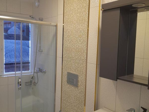 Emirhan Guesthouse & Suites : photo 7 de la chambre suite junior avec balcon