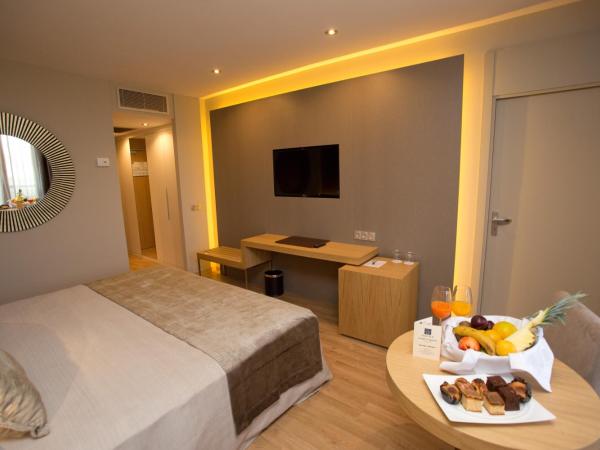 M.A. Hotel Sevilla Congresos : photo 6 de la chambre chambre familiale (2 adultes et 2 enfants)