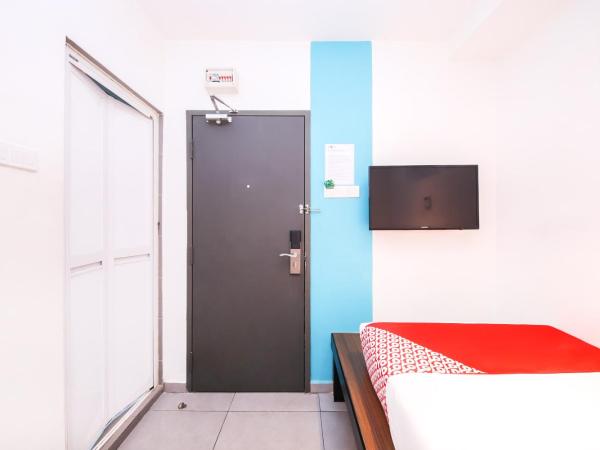 Super OYO 246 Link Inn : photo 4 de la chambre chambre simple standard