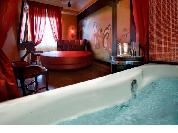 Grand Hotel Savoia : photo 4 de la chambre suite