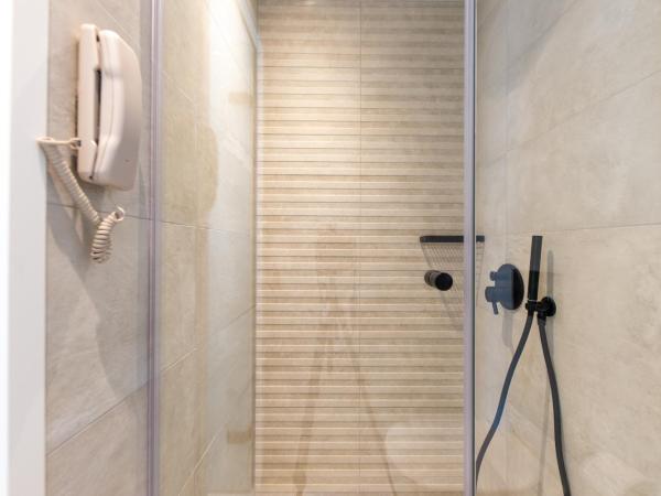 El Greco Hotel : photo 5 de la chambre chambre double - intérieur