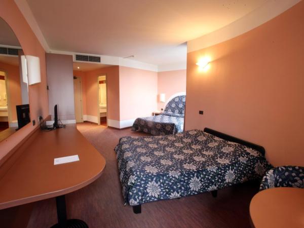 Etoile Du Nord : photo 1 de la chambre chambre quadruple standard