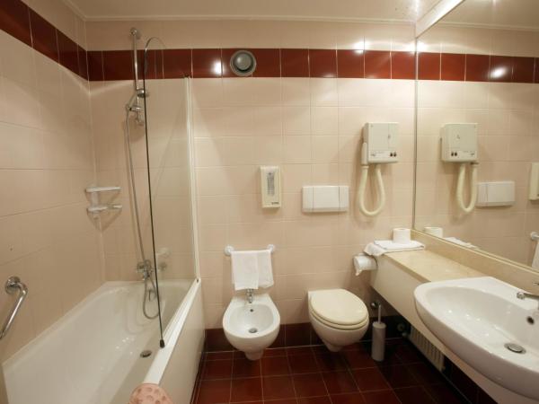 Etoile Du Nord : photo 4 de la chambre chambre triple standard