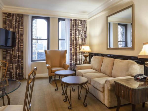 The Manhattan Club : photo 9 de la chambre suite deluxe avec lit king-size