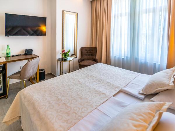 Heritage Hotel Stypia : photo 10 de la chambre chambre double deluxe - vue sur mer