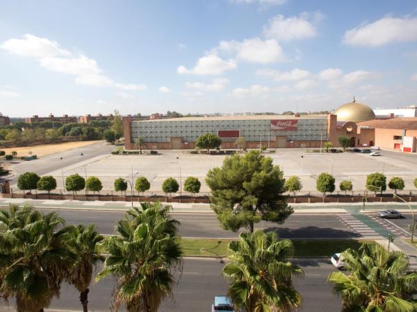 M.A. Hotel Sevilla Congresos : photo 1 de la chambre suite junior