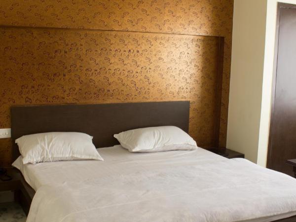 Hotel Holiday Home : photo 5 de la chambre chambre double deluxe