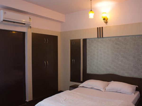 Hotel Holiday Home : photo 2 de la chambre chambre double deluxe