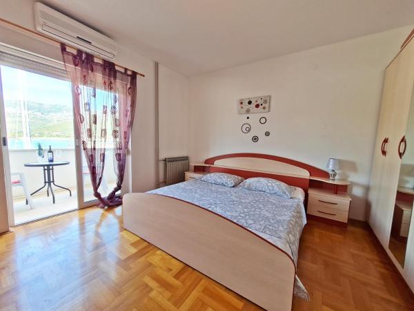Rooms and Apartments Porat : photo 5 de la chambre chambre double avec balcon - vue sur mer