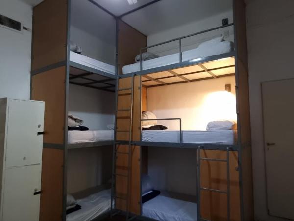 Katana Capsule Hostel : photo 1 de la chambre lit dans dortoir pour femmes de 6 lits