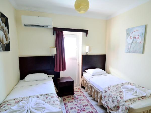 Sevin Hotel Pension : photo 1 de la chambre chambre double ou lits jumeaux standard