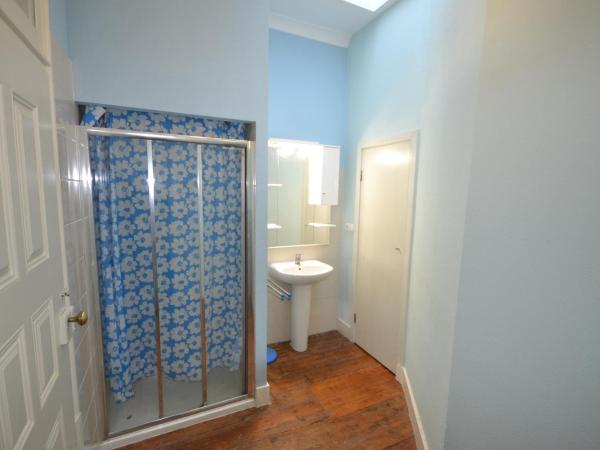 Sport Hostel Figueira da Foz : photo 10 de la chambre lit superposé dans dortoir pour femmes