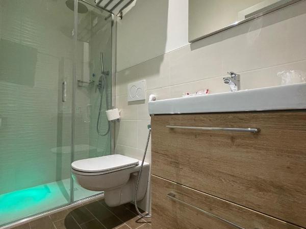 Hotel Cristina : photo 4 de la chambre chambre double ou lits jumeaux confort