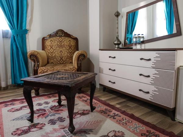 Grand Erken Hotel : photo 5 de la chambre grande chambre double