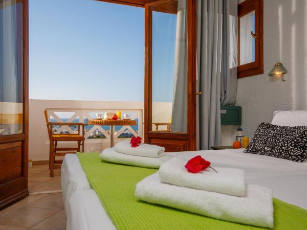 Romantica Hotel Apartments by Estia : photo 2 de la chambre studio triple standard