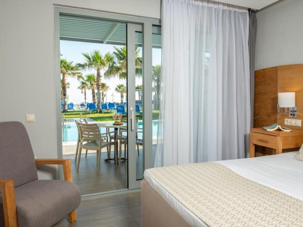 Lyttos Beach : photo 1 de la chambre suite avec piscine commune - vue sur mer