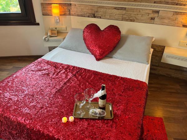 Aspen Hotel Kaleiçi : photo 1 de la chambre chambre lune de miel