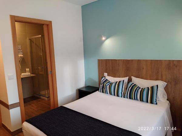 Consolação Pedramar : photo 10 de la chambre chambre double ou lits jumeaux avec salle de bains privative