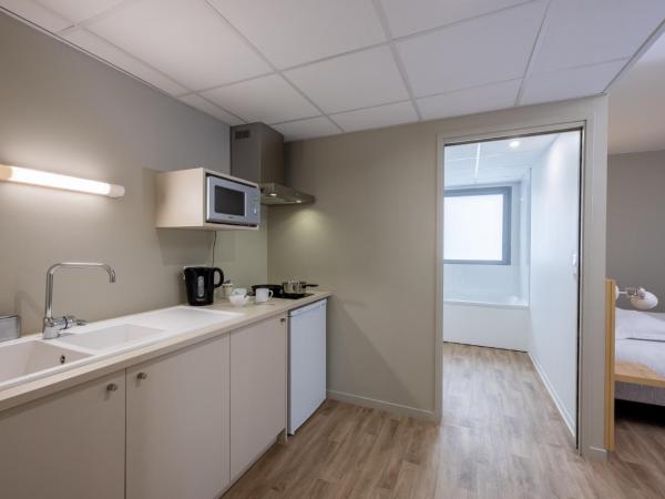 The Originals City, Hôtel Le Relais des Deux Mers, Marmande Sud : photo 6 de la chambre appartement 2 chambres