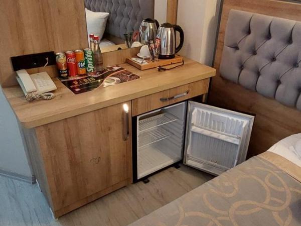 PARIS HOTEL CAFE RESTAURANT : photo 4 de la chambre chambre double standard