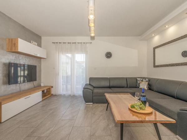 Apartments Stars : photo 8 de la chambre chambre triple de luxe