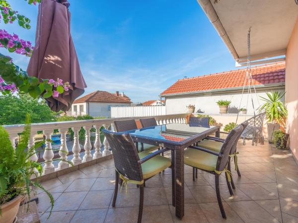 Apartments Stars : photo 7 de la chambre chambre triple de luxe