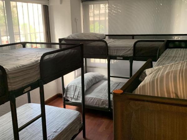 Hostal Madrid Paradise : photo 3 de la chambre lit dans dortoir mixte de 6 lits