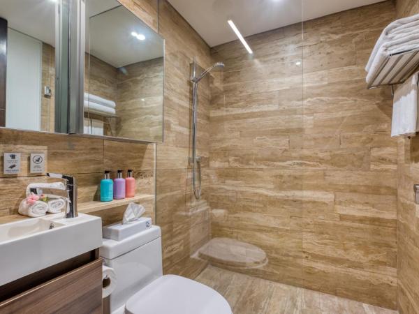 AR 218 Hotel by ULIV : photo 6 de la chambre suite avec terrasse privative
